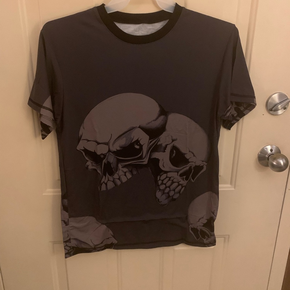 Skull Skins Men’s Small